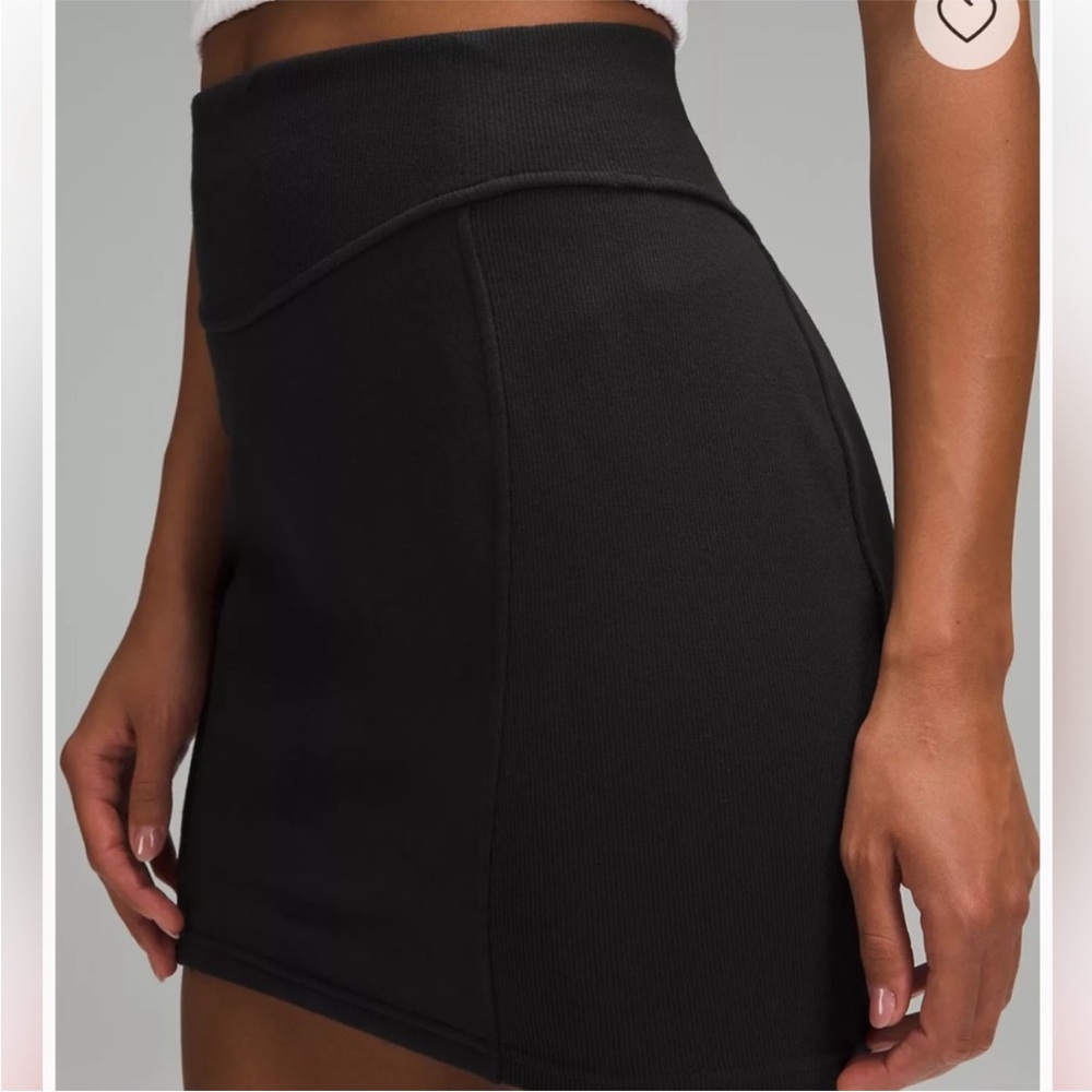Scuba High-Rise Mini Skirt - Picture 4 of 8